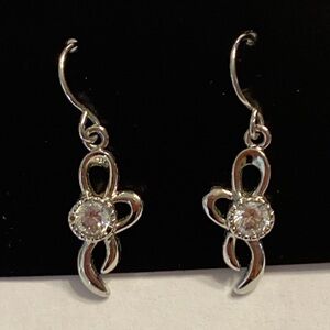 Dangle Earings Pierced